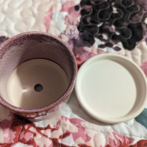 NEW Small ceramic planter pot - Picture 2 of 4
